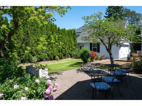 809 NE Evans Street Mcminnville OR 97128