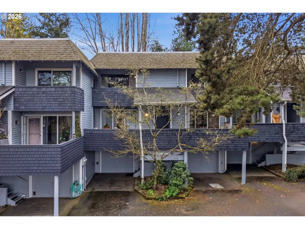 19727 NW Quail Hollow Drive Portland OR 97229