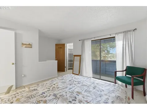 19727 NW Quail Hollow Drive Portland OR 97229