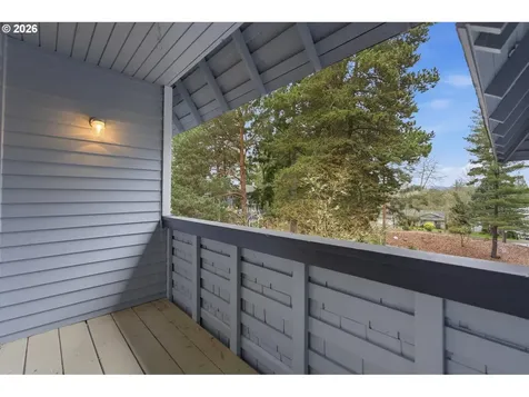 19727 NW Quail Hollow Drive Portland OR 97229