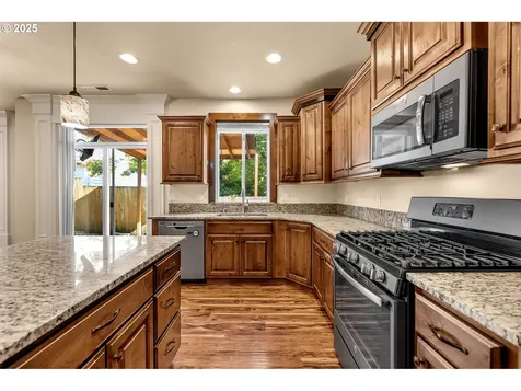 5517 NE 61st Court Vancouver WA 98661