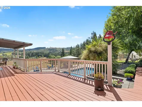 311 Clover Leaf Street Roseburg OR 97471