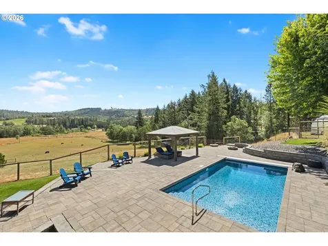 311 Clover Leaf Street Roseburg OR 97471