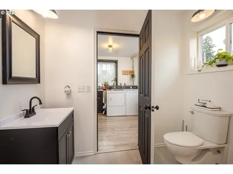 197 D Street Creswell OR 97426
