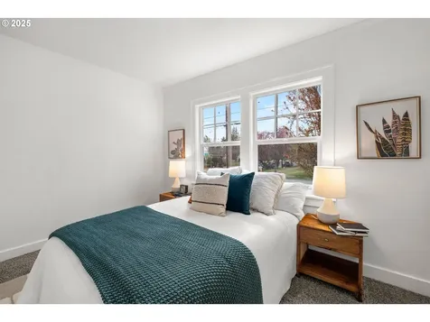 3739 NE Fremont Street Portland OR 97212