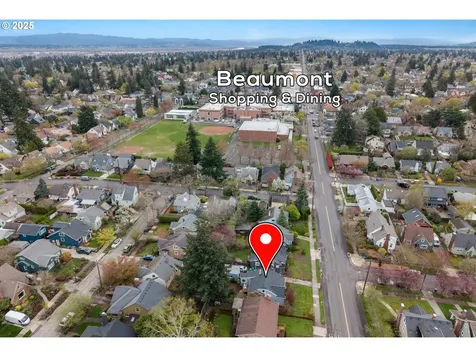 3739 NE Fremont Street Portland OR 97212