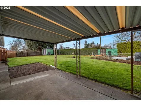 665 46th Avenue SE Salem OR 97317