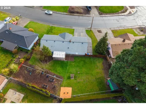 665 46th Avenue SE Salem OR 97317