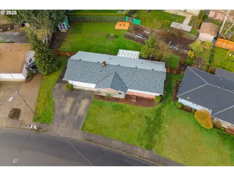 665 46th Avenue SE Salem OR 97317