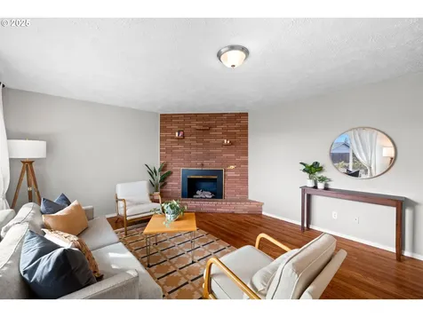 665 46th Avenue SE Salem OR 97317
