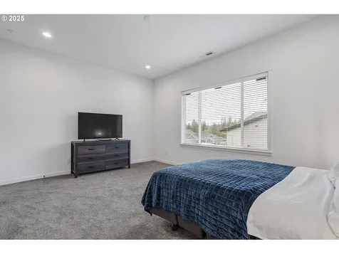1271 NE Moore Avenue Estacada OR 97023