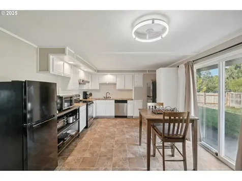 9308 NE 73rd Street Vancouver WA 98662