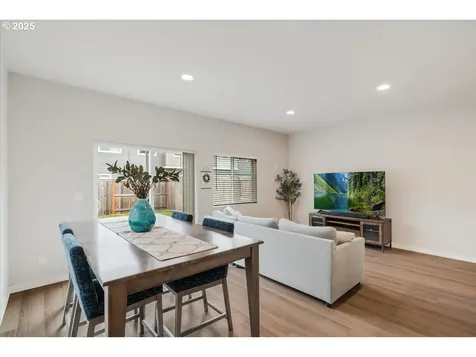 2856 S Nectarine Street Cornelius OR 97113