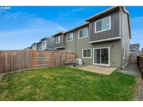 2856 S Nectarine Street Cornelius OR 97113