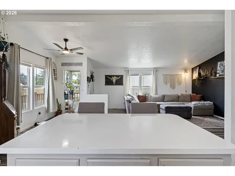426 Cedar Street Yoncalla OR 97499