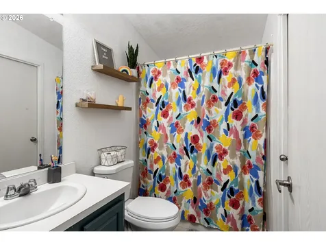 426 Cedar Street Yoncalla OR 97499