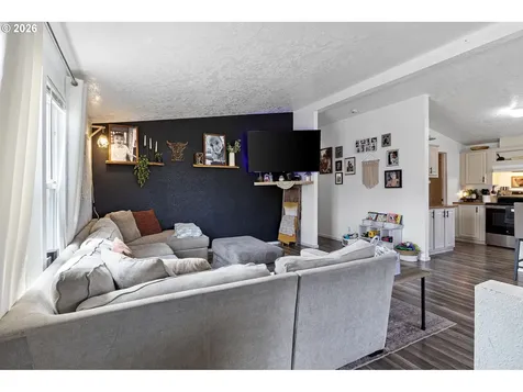 426 Cedar Street Yoncalla OR 97499