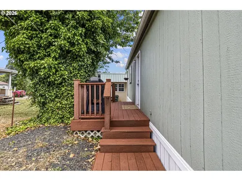 426 Cedar Street Yoncalla OR 97499