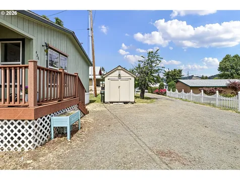 426 Cedar Street Yoncalla OR 97499