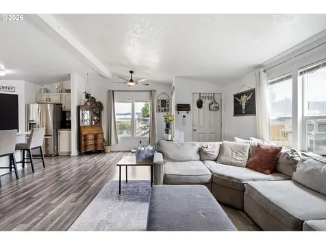 426 Cedar Street Yoncalla OR 97499