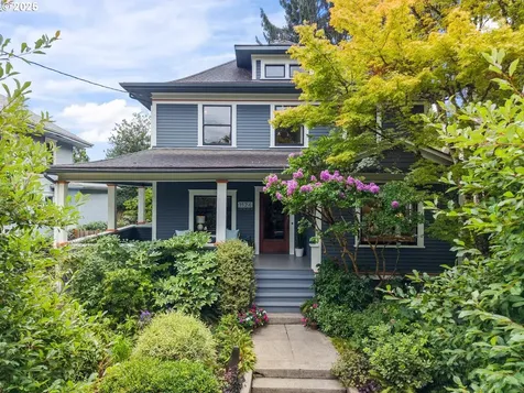 1124 SE Malden Street Portland OR 97202
