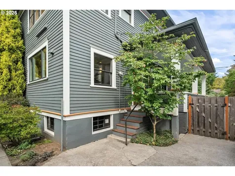 1124 SE Malden Street Portland OR 97202