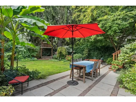 1124 SE Malden Street Portland OR 97202