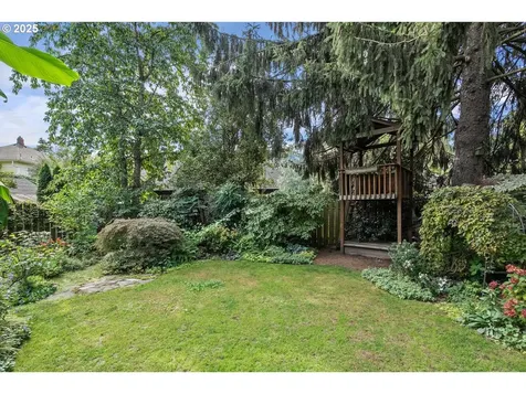 1124 SE Malden Street Portland OR 97202