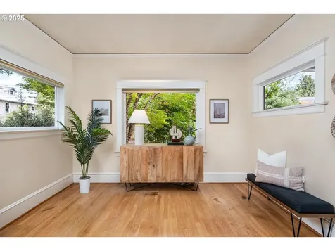 1124 SE Malden Street Portland OR 97202