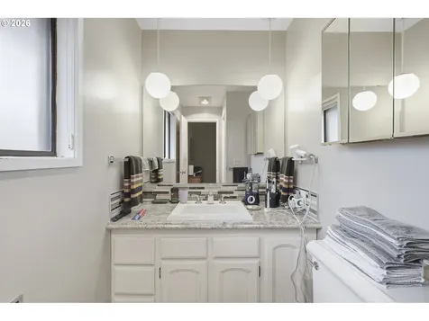 7505 SW Hyland Way Beaverton OR 97008