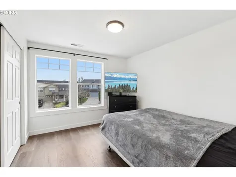 715 N 16th Court Ridgefield WA 98642