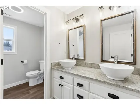 715 N 16th Court Ridgefield WA 98642