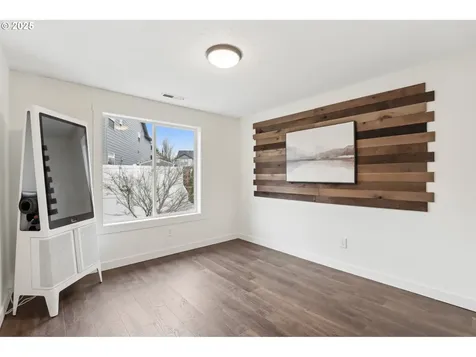 715 N 16th Court Ridgefield WA 98642
