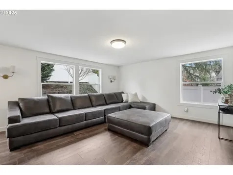 715 N 16th Court Ridgefield WA 98642