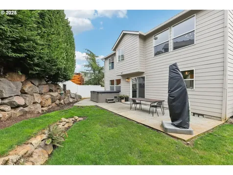 715 N 16th Court Ridgefield WA 98642