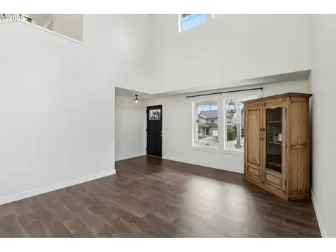 715 N 16th Court Ridgefield WA 98642