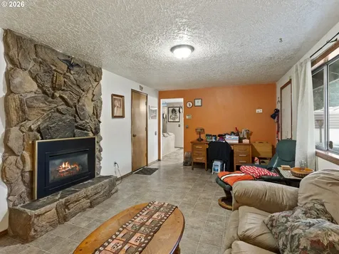 5904 NE 40th Street Vancouver WA 98661