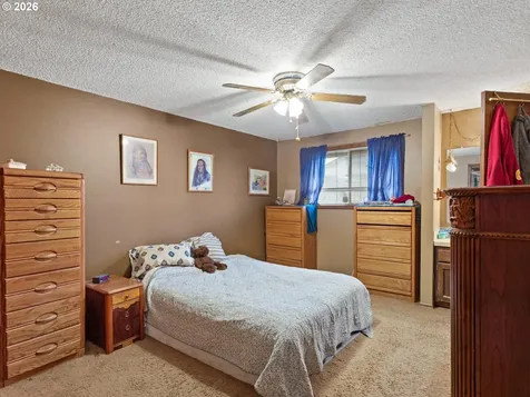 5904 NE 40th Street Vancouver WA 98661