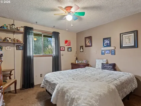 5904 NE 40th Street Vancouver WA 98661