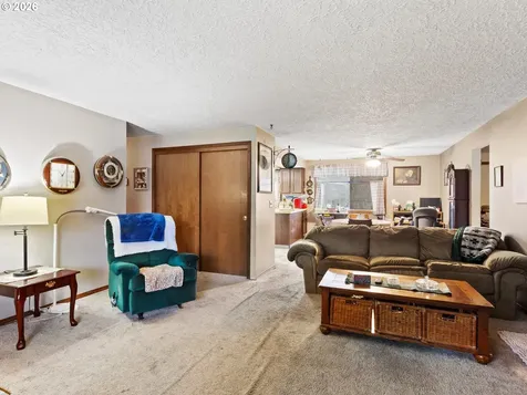 5904 NE 40th Street Vancouver WA 98661