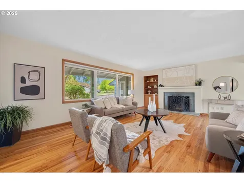 5225 SE 35th Avenue Portland OR 97202