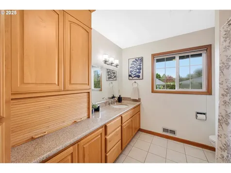 5225 SE 35th Avenue Portland OR 97202