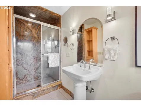 5225 SE 35th Avenue Portland OR 97202