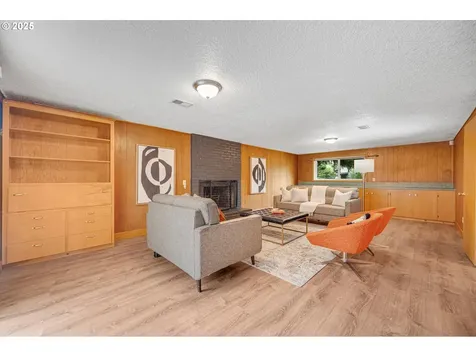 5225 SE 35th Avenue Portland OR 97202