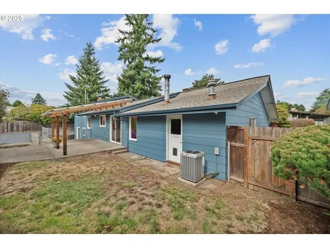 5225 SE 35th Avenue Portland OR 97202