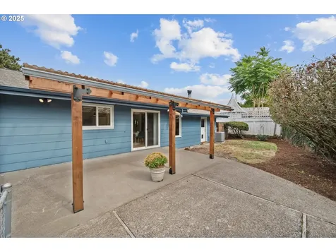 5225 SE 35th Avenue Portland OR 97202