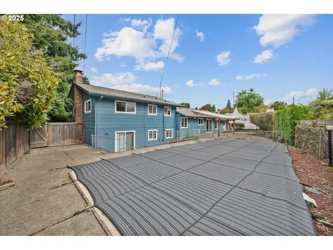 5225 SE 35th Avenue Portland OR 97202