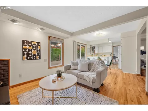 5225 SE 35th Avenue Portland OR 97202