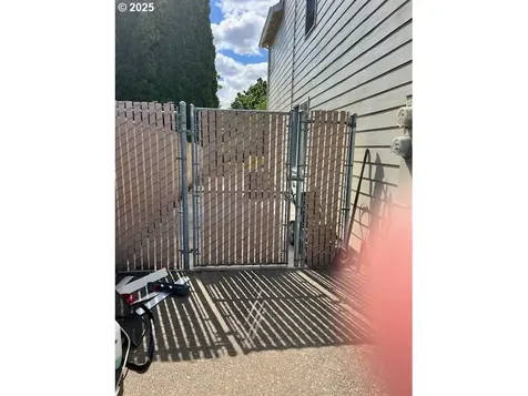 471 S Pine Street Canby OR 97013