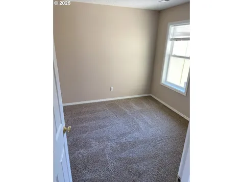 471 S Pine Street Canby OR 97013